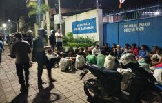 Jelang Ramadan, Puluhan Orang ini Pesta Miras di Belakang Balai Kota Semarang - JPNN.com