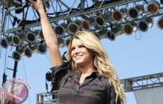 Cerita Jessica Simpson Setelah Lepas dari Alkohol, Lebih Kreatif - JPNN.com