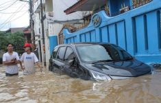 Banjir Masih Merendam Jakarta Timur & Jakarta Selatan - JPNN.com