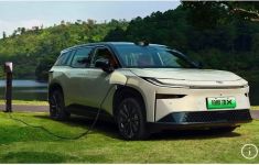 Toyota Meluncurkan SUV Listrik, Diklaim Punya Jelajah Hingga 520 Km, Harga Tarjangkau - JPNN.com