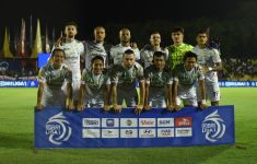 Pelatih Persib Bubarkan Tim Seusai Menghajar Semen Padang, Kapan Kembali Berkumpul? - JPNN.com