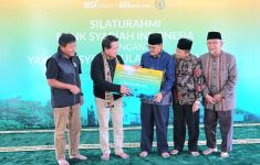 BSI Menyalurkan Bantuan Untuk Pembangunan Pesantren dan Santunan Yatim - JPNN.com