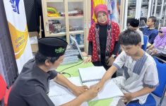 Garudafood Gandeng Sekolah Relawan Salurkan Al-Qur’an Braille untuk Pelajar Disabilitas - JPNN.com