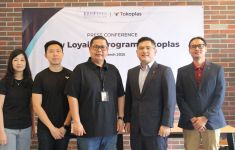 Gandeng Singapore Airlines, Tokoplas Meluncurkan Program Loyalitas - JPNN.com