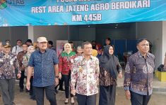 Gubernur Ahmad Luthfi: Rest Area Harus Optimal Layani Pemudik & Tingkatkan PAD Jateng - JPNN.com