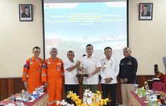 Menteri ESDM Bahlil Lahadalia Tinjau Operasional PHM, Dorong Produksi Energi Nasional - JPNN.com