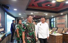 Pantau Pelaksanaan May Day di Mabes TNI, Menko Polkam: Sejauh Ini Berjalan Lancar - JPNN.com