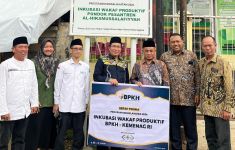 Kemenag Dorong Transformasi Ekonomi Pesantren Melalui Inkubasi Wakaf Produktif - JPNN.com