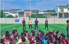 Hadirkan Pemain Timnas U-17 Indonesia Algazani di Sobat FC, Udi Wahyunadi: Kami Ingin Anak-anak Mendapat Inspirasi - JPNN.com