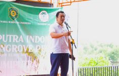Wamen LH Puji Aksi Nyata Agung Sedayu & WBI Lestarikan Lingkungan Pesisir - JPNN.com