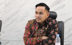 Al Hidayat Samsu MPR Sebut Rakyat Butuh Perlindungan Nyata di Tengah Gejolak Tarif AS - JPNN.com