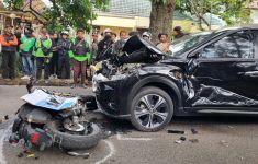 Tabrakan Beruntun Maut di Jalan Anggrek Bandung, Pelajar Tewas Terseret - JPNN.com