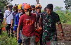 Seorang Anak Tewas Terseret Banjir Sejauh 2,4 Kilometer di Temanggung - JPNN.com