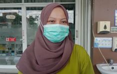 Bidan Kehilangan Motor di Palembang, Aksi Pelaku Terekam CCTV - JPNN.com