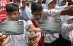 Pemprov DKI Cabut Bantuan untuk Ratusan Siswa, Anggota DPRD Geram - JPNN.com