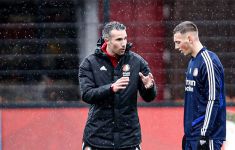 Resmi, Robin Van Persie jadi Pelatih Feyenoord Rotterdam - JPNN.com