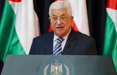 Mahmoud Abbas Keluarkan Dekrit Demi Penggantinya di Jabatan Presiden Palestina - JPNN.com