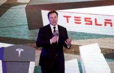 Saham Tesla Anjlok, Penjualan Mobil Listrik Juga Melambat - JPNN.com