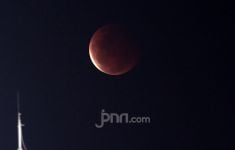 Ramai Dibicarakan Fenomena Bulan Kembar, BRIN Beri Penjelasan - JPNN.com