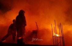 Kakak Beradik di Sumba Barat Tewas Kebakaran, Saksi Sempat Mendengar Teriakan - JPNN.com
