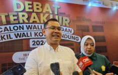 Seusai Debat, Arfi-Yena Targetkan Menang 40 Persen Suara di Pilwalkot Bandung - JPNN.com