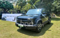 Melantai di GJAW 2024, Mobil Listrik Chery J6 Dibanderol Rp 400 Jutaan - JPNN.com