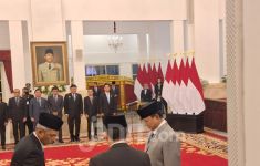 Prabowo Lantik Pimpinan dan Dewas KPK - JPNN.com