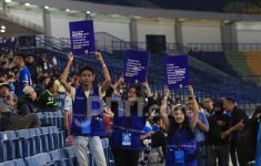 Upaya Persib Gelar Pertandingan Bebas Sampah di Stadion GBLA - JPNN.com