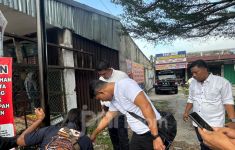 OTK Tusuk Penagih Sampah di Pekanbaru, Ada Suara Tembakan - JPNN.com