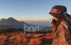 Pemprov Jateng Buka Pelatihan Pemandu Pendaki Gunung - JPNN.com