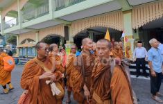 Cerita Laskar Macan Ali, Kawal Bhikkhu Thudong dari Bangkok sampai Candi Borobudur - JPNN.com