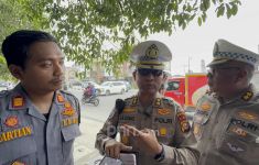 Polisi Tindak Bus ALS Bobrok dan Tanpa Asuransi Penumpang di Pekanbaru - JPNN.com