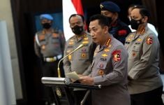 Haidar Alwi Berharap Prabowo Mempertahankan Jenderal Listyo Sigit sebagai Kapolri, Ini Alasannya - JPNN.com