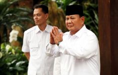 Fauzi Baadila dan Haris Rusly Moti Resmi Jadi Pemimpin Relawan Pendukung Prabowo - JPNN.com