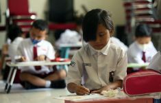 Program Sarapan Sehat Bergizi tak Hanya untuk Anak Didik, Tetapi juga Menyasar Para Guru - JPNN.com