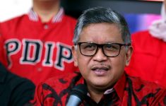 Hasto Soal PDIP di Dalam atau Luar Pemerintahan Prabowo-Gibran: Dibahas dalam Rakernas - JPNN.com