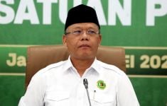 Elite PPP Umrah Bareng saat Partai Babak Belur: Kader Murka, Pertanyakan Sumber Dana - JPNN.com