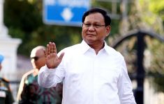 Mujahid 212: Prabowo Sebatas Menteri, Bukan Siapa-Siapa di Dunia Internasional - JPNN.com