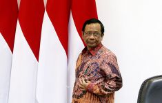 Mahfud MD Soroti Pengakuan Anggota Brimob Setor Rp 650 Juta ke Komandannya - JPNN.com