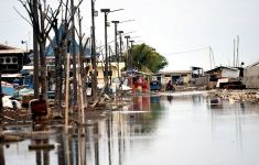 64 RT di Jakarta Masih Kebanjiran, Ratusan Warga Mengungsi - JPNN.com