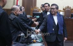 Reaksi Hasto setelah Dengar Dakwaan KPK: Ini Daur Ulang demi Kepentingan Politik - JPNN.com