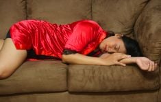 Ladies, Ini 10 Manfaat Rutin Tidur Tanpa Bra, Nomor 5 Bikin Anda Lega - JPNN.com