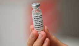 Kasus Pembekuan Darah Terkait Vaksin AstraZeneca Terus Bertambah, Saatnya Panik? - JPNN.com