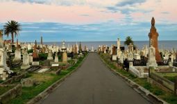 Pengalaman Warga Indonesia Mengurus Pemakaman Anggota Keluarganya di Australia - JPNN.com