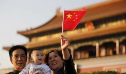 Kebijakan Tiga Anak Diperkenalkan di Tiongkok Untuk Mengurangi Masalah Populasi yang Menua - JPNN.com