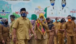 Pegawai Negeri Akan Bekerja dari Bali eemi Memulihkan Ekonomi, tetapi Pakar Tak Melihat Dampaknya - JPNN.com