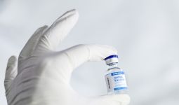 Vaksinasi Dua Dosis Berikan Perlindungan Lebih Baik dari Virus Corona Varian Delta - JPNN.com