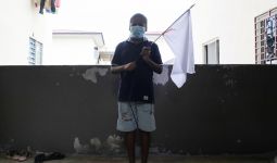 Bendera Putih Bukan Lagi Tanda Kekalahan, Tapi Menjadi Simbol Persatuan di Malaysia Saat 'Lockdown' - JPNN.com