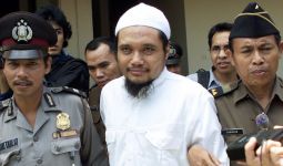 Polisi Tangkap Abu Rusdan yang Disebut Pentolan Jemaah Islamiah, Pengikutnya Masih Diburu - JPNN.com