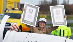 Petualangan Pilot Perempuan Termuda Terbang Keliling Dunia Sendirian dan Pernah Mendarat di Indonesia - JPNN.com
